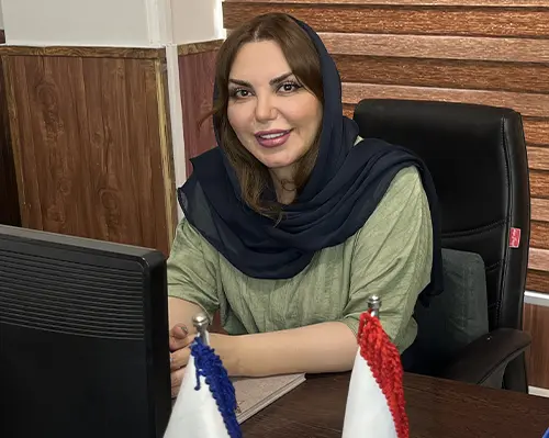 نگین ناصری